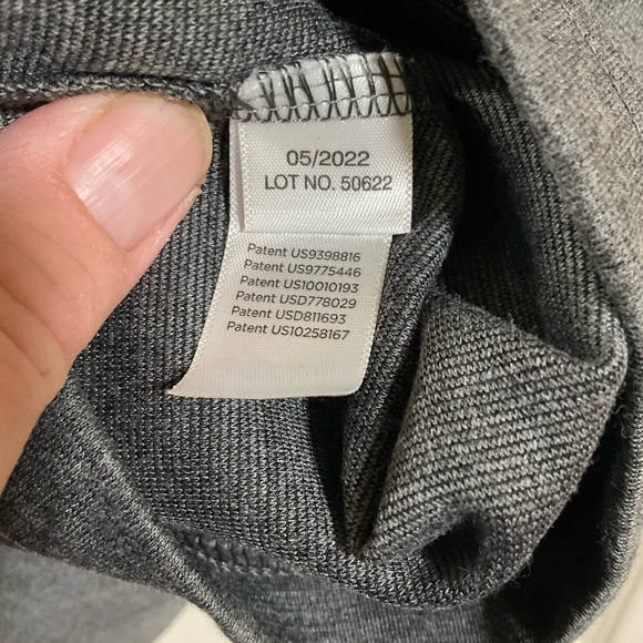 Lalabu Men’s Baby Wearing Tshirt - Picture 4 of 7